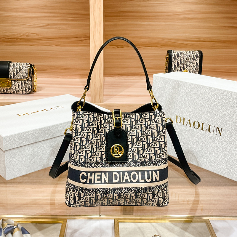 Populaire klassieke dameshandt - Luxury Bags Sale recensie en prijs